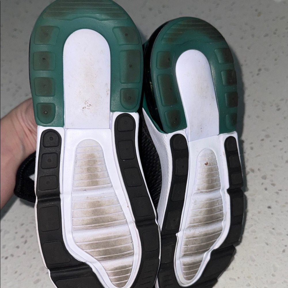 Nike Air Max 270 Slip-On Sneakers - Green & Black - Picture 6 of 8